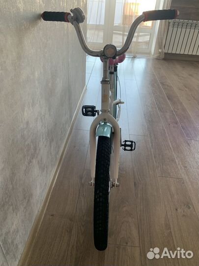 Велосипед для девочки 7-9 лет