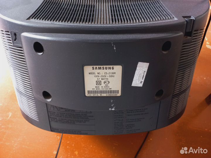 Телевизор б/у Samsung CS-2139R