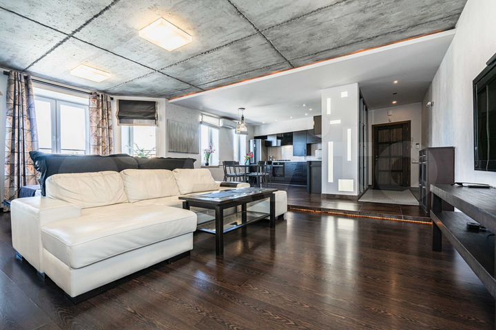 2-к. квартира, 96 м², 6/8 эт.