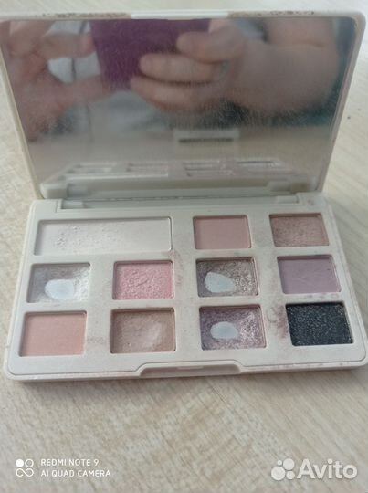 Тени для век