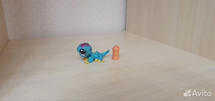 Littlest pet shop lps