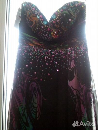 Платье праздничное в пол новое