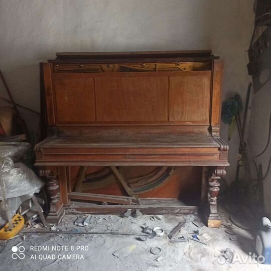 Старинное немецкое пианино