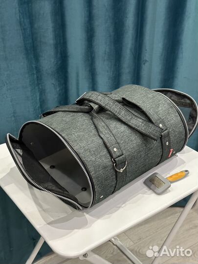 Продам переноску и туалет для кота (комплектом)