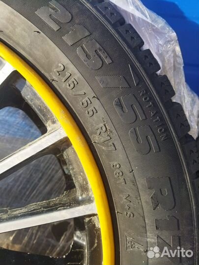 Продам колеса зимние 215/55 r17