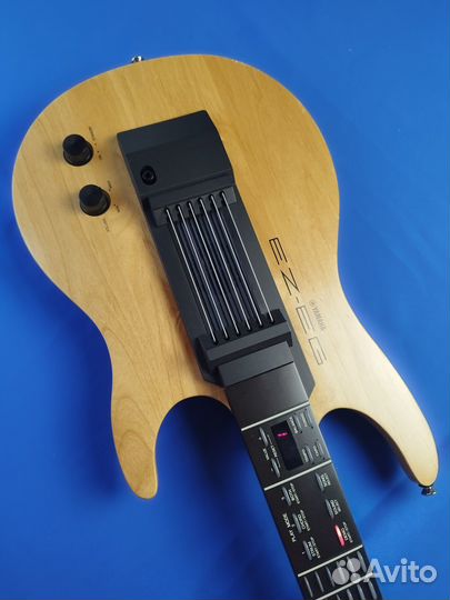 Миди-гитара Yamaha EZ-EG (обучающая)