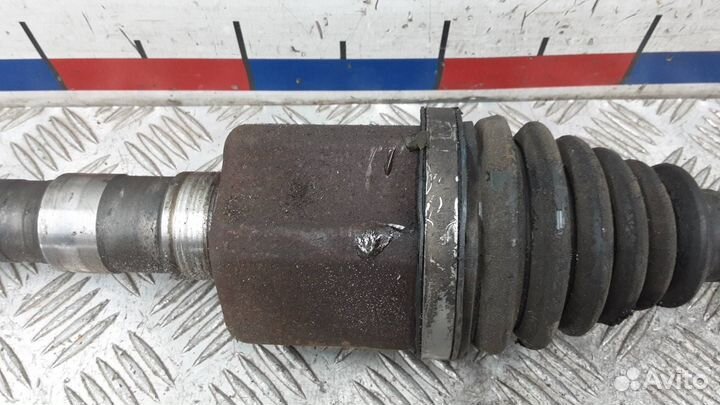 Полуось передняя правая Land Rover