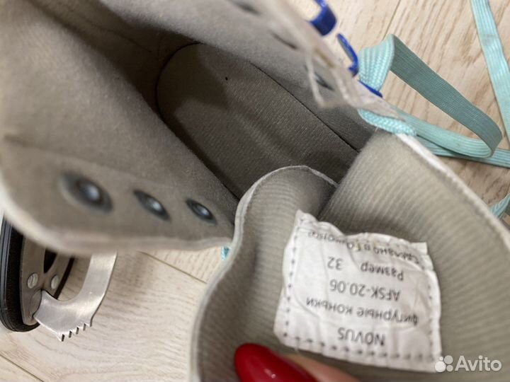 Коньки фигурнве 32 р