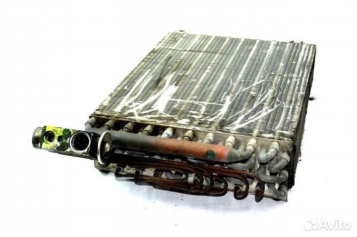 Радиатор кондиционера салона renault trucks Magnum