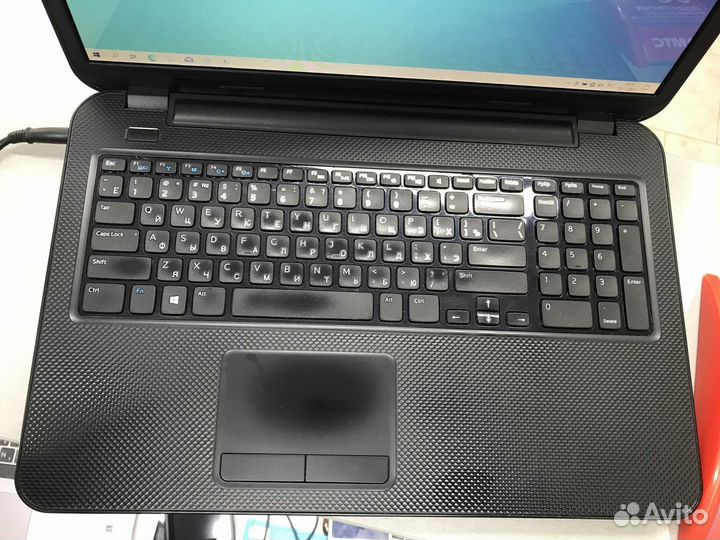 Dell inspiron 3721