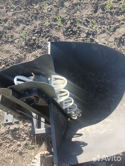 Картофелесажалка