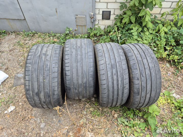 Windforce Catchfors UHP 275/40 R20 и 315/35 R20