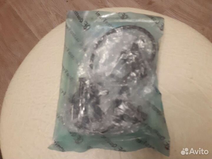 Импульсный датчик ABS передний левый