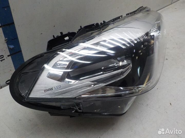 Фара правая BMW X2
