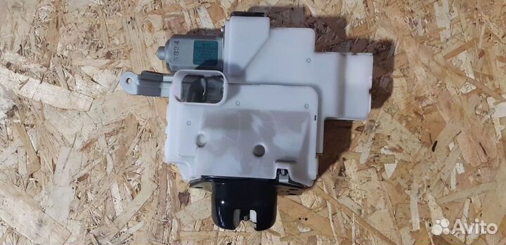 Замок багажника Infiniti QX80 I рестайлинг (2014–2