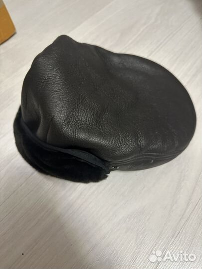 Мужская кожаная кепка зимняя