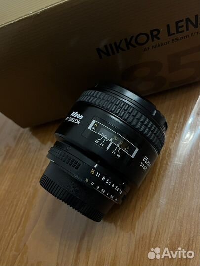 Af nikkor 85mm f/1.8D