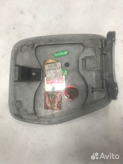 Лючок бензобака Toyota Corolla Ceres AE101 4AFE