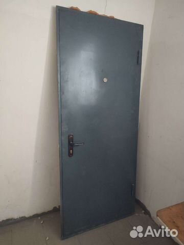 Дверь входная металлическая