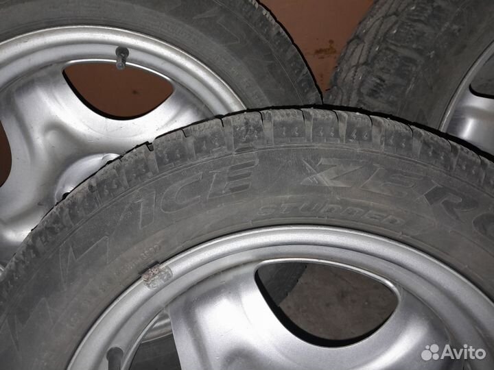 Pirelli Ice Zero 205/55 R16 84T