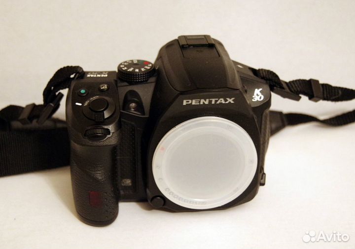 Фотоаппарат Pentax K-30 почти новый