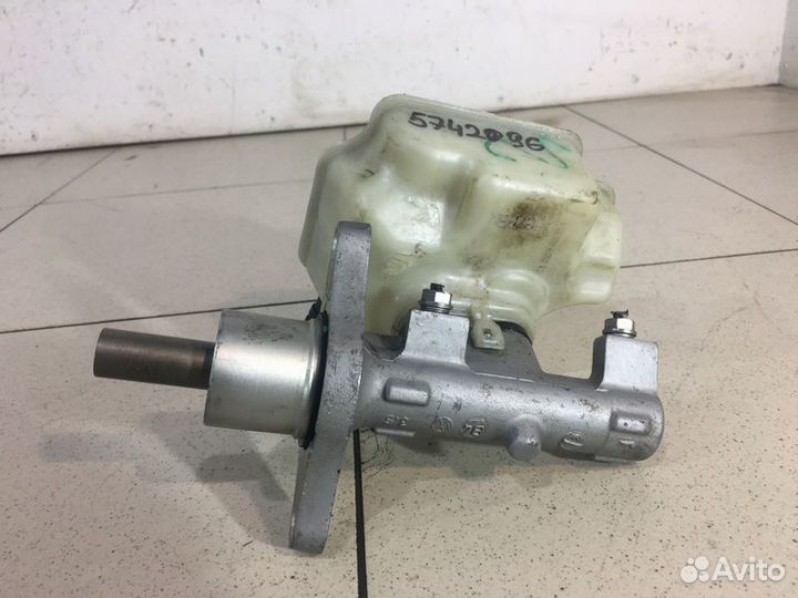 Цилиндр тормозной главный