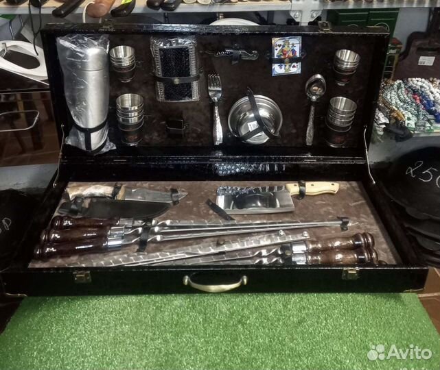 Шaмпура подaрочные в кейсе