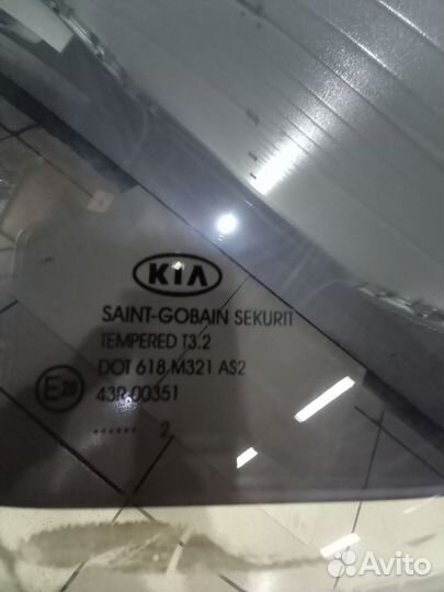 Форточка задней правой двери Kia Sportage 3