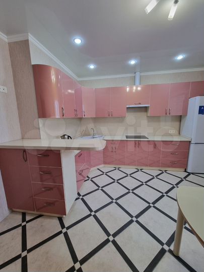 2-к. квартира, 71,6 м², 10/18 эт.