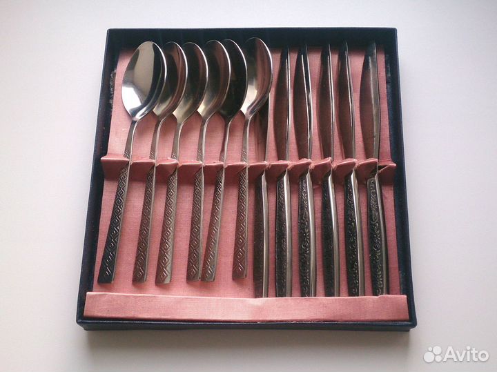 Подарочный набор ложек и ножей в коробке СССР