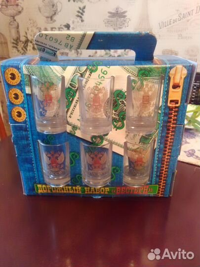 Набор стопок и бокала