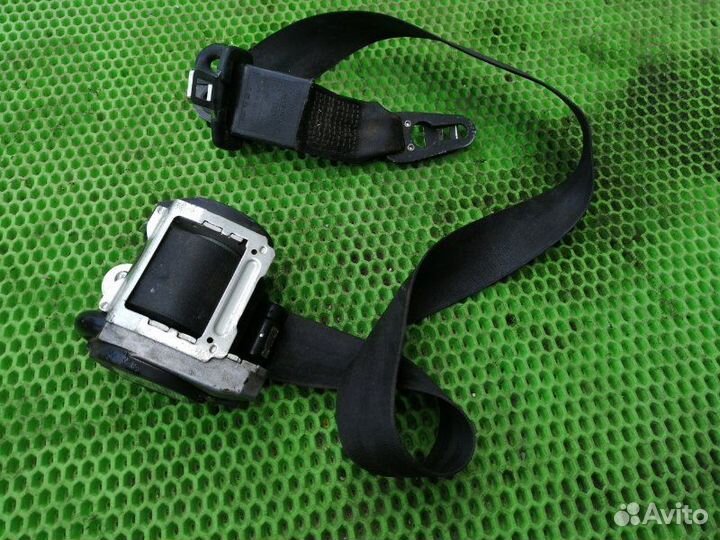 Ремень безопасности передний правый Audi A4 B7 ALZ