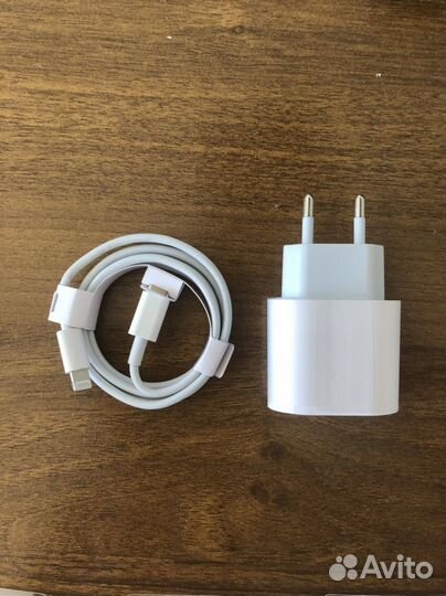 Зарядный блок iPhone type-c и шнур для зарядки