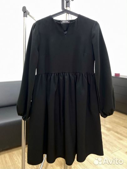 Платье женское 42 44 черное