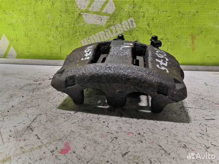 Суппорт передний левый Опель Мовано