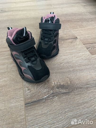 Ботинки для девочки