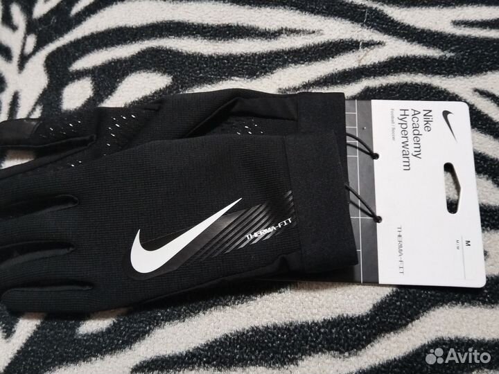 Перчатки nike