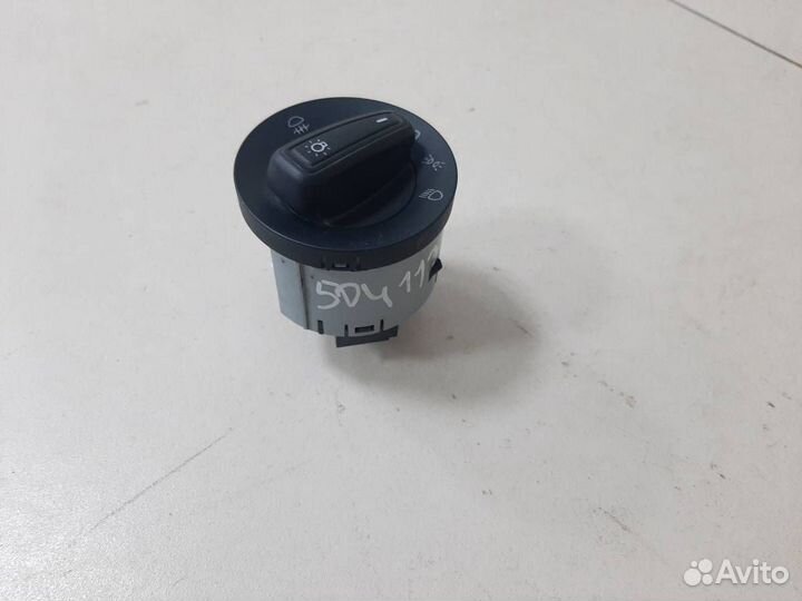 Переключатель света фар Skoda Rapid 2012-2020