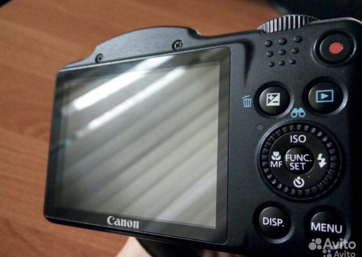 Зеркальный фотоаппарат