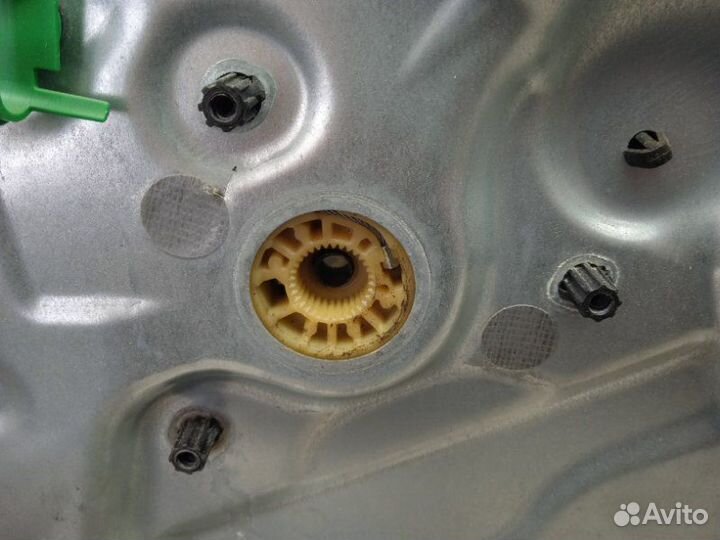 Стеклоподъемник передний правый Volkswagen Tiguan