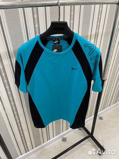 Футболка Nike