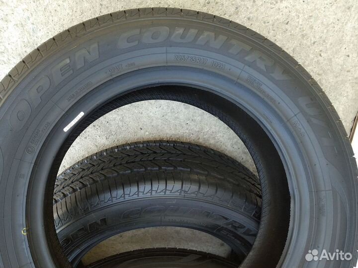 Toyo Open Country U/T 225/65 R17 102H