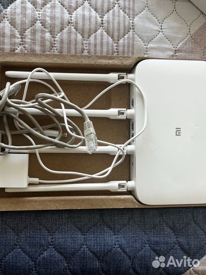 Продам Роутер Wi-Fi Xiaomi Mi 4A Gigabit