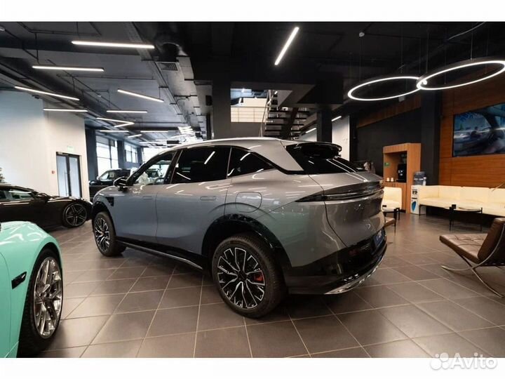 Zeekr 7X 646 л.с. AT, 2024