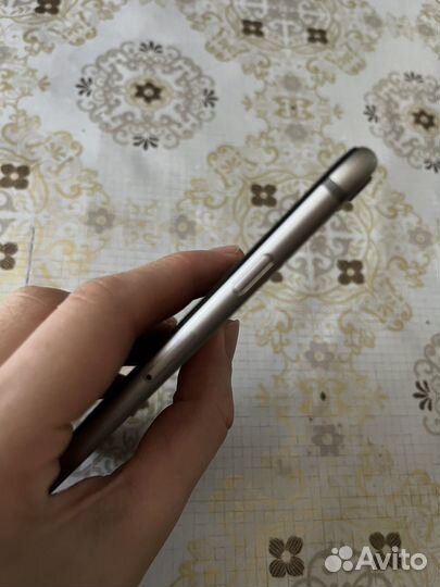 iPhone 6S, 16 ГБ