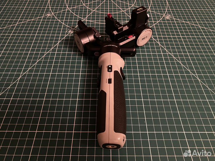 Стабилизатор для камеры Zhiyun Crane m2s