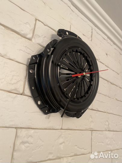 Часы ручной работы