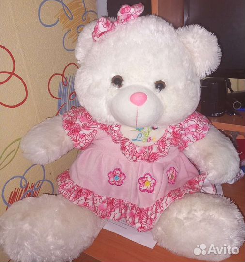 Плюшевый медведь