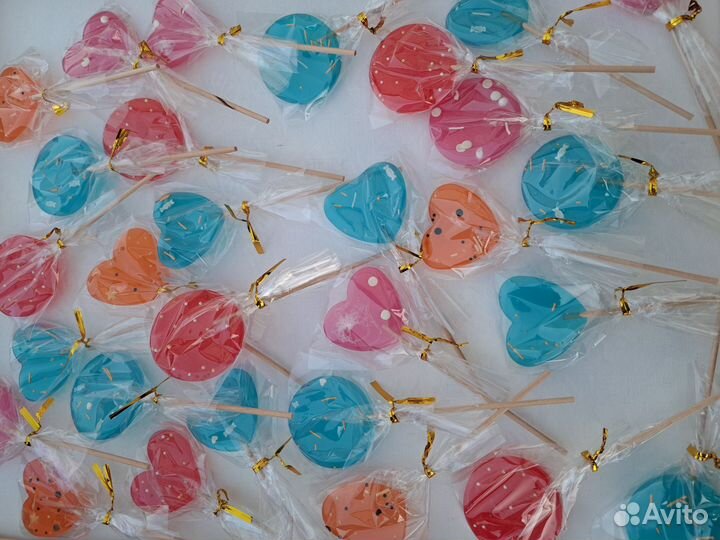 Букет из леденцов