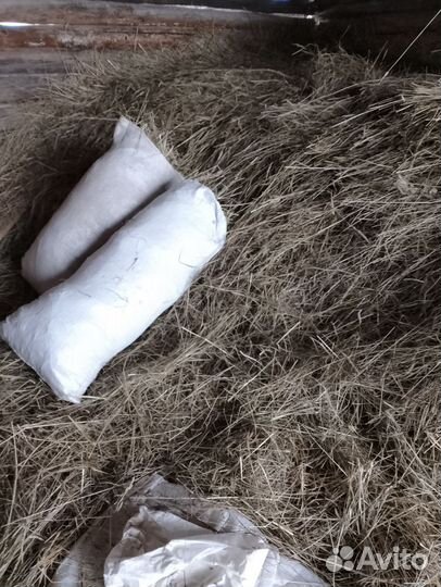Сено в мешках
